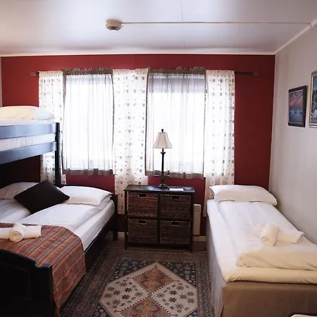 Hotel Mary-ann's Polarrigg 2*