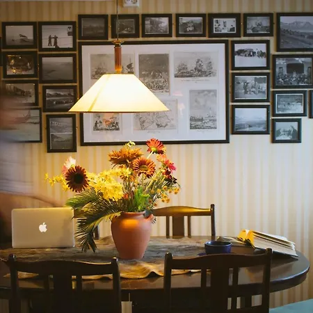 Mary-ann's Polarrigg Hotel Longyearbyen