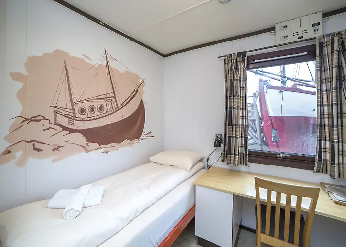 Mary-ann's Polarrigg Longyearbyen