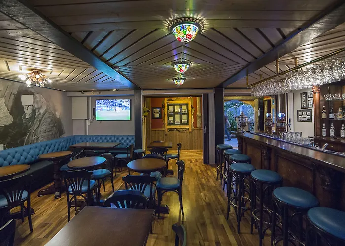 Hotel Mary-ann's Polarrigg 2*